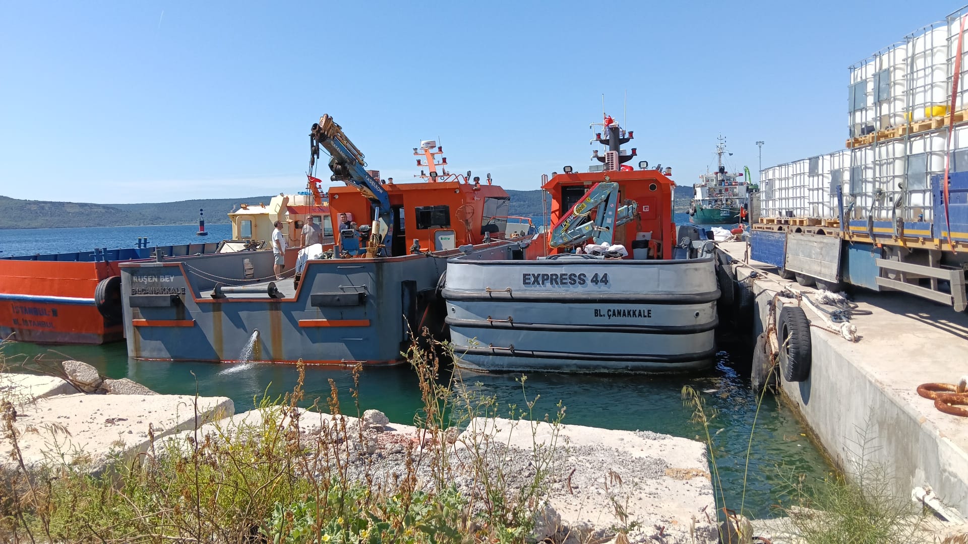 Port Logistics Supervision